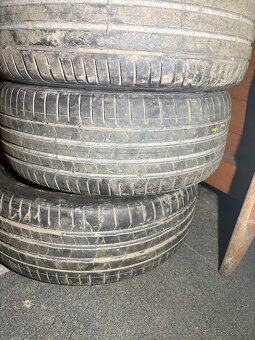 Letní pneu Pirelli 225/40 R19 - 3