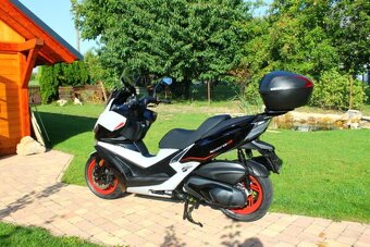 Kymco Xciting400i ABS limitovaná edice - 3