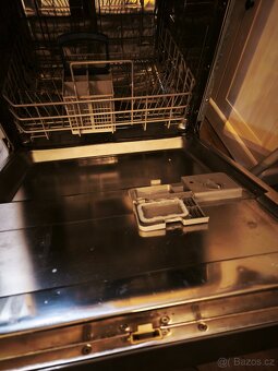 Myčka Amica - vestavná - pouze osobní odběr - 3