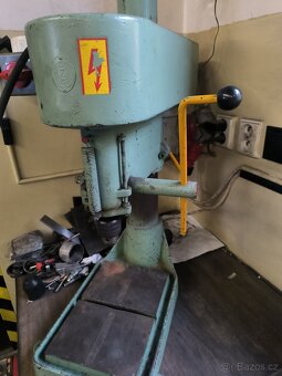 Stolní vrtačka V10 - 3