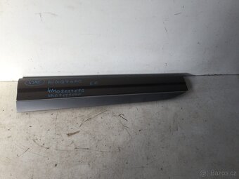 Levá lišta předních dveří Audi Q7 4M0853959G - 3