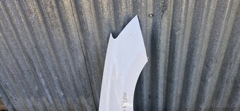 Pravy predni blatnik fabia IV - 3