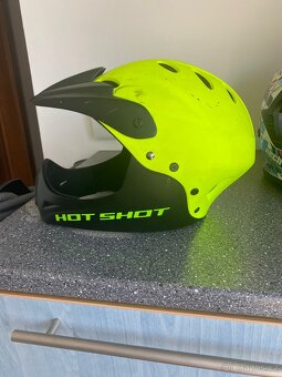 Author Hot Shot X9 helma - 3