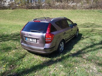 Kia Ceed 1.6 Crdi 2008 - 3