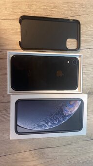 Prodám černý iPhone XR 64GB - 3
