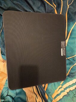 Razer FIREFLY V2 PRO Black podložka pod myš - 3