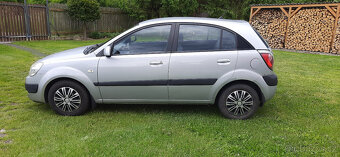 Kia Rio 1.4 DOHC 16V - 71kW - benzín - 3