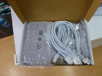 ASUS ROG Hyperion GR701 WHITE - 3