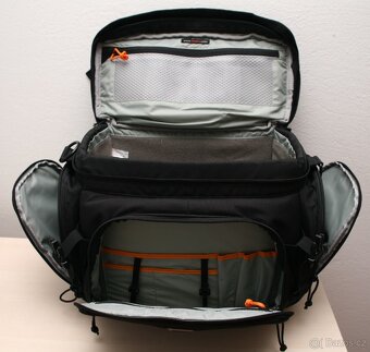 Lowepro Magnum 200 AW - 3