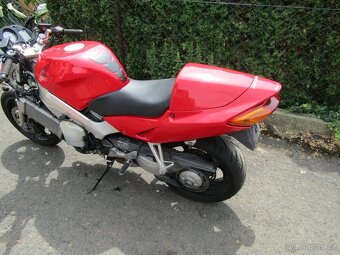Honda VFR 800 - 3