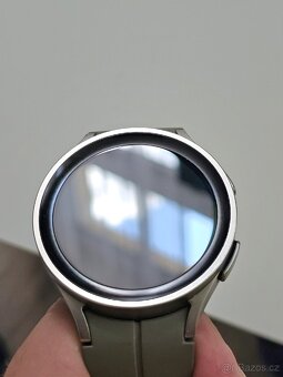 Samsung Galaxy Watch 5 Pro 45mm šedé - 3