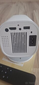 Projektor Ultra HD - 3