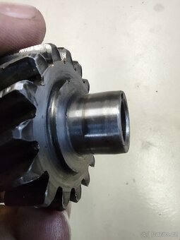 KMZ K750 - ozubene kolo dynama - 3