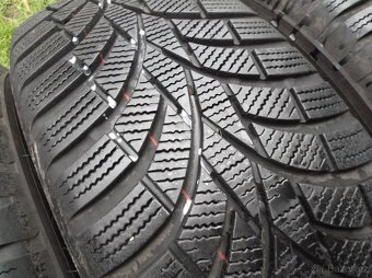 215/65/17 103V XL TOYO 4KS ZIMNÍ - 3