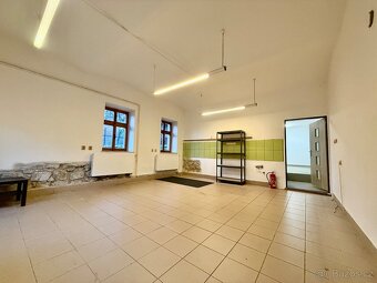 Pronájem obchodního prostoru 56 m² v Příboře - 3