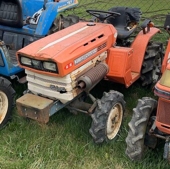 TRAKTOR KUBOTA - 3