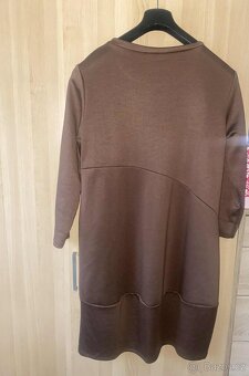 Italské nové máslenkové šaty vel. 46 a více - 3