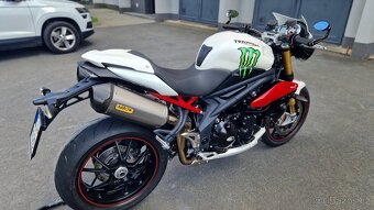 Triumph Speed Triple R - 3