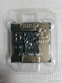 Intel Core i7-9700F - 3