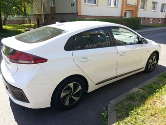 2019R HYUNDAI IONIQ - 3