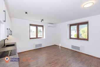 Pronájem moderního bytu 2+kk – 50 m², Langrova ulice, Šumper - 3