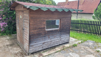 Dřevěný domeček pro děti nebo na nářadí - 3