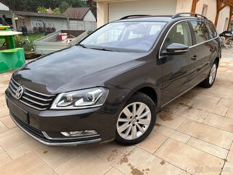Volkswagen Passat B7 2.0 TDI, xenony, navigace - 3