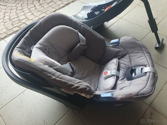 Cybex Aton 5 a základna - 3