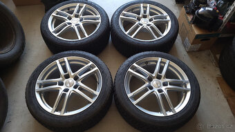 Téměř nejetá zimní ALU kola 17" 5x114,3 + matice - Toyota - 3