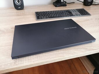 Asus Vivobook x1502z s brašnou - 3