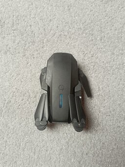 Prodám dron E88 PRO - 3