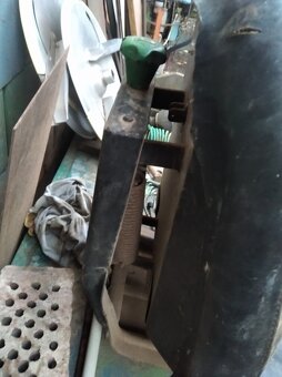 Prodám sedačku na ZETORA,destu- mechanicky odpruženou - 3