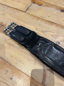 Černý okopávací podbřišník Kentaur 135 cm - 3