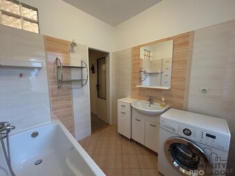 Pronájem bytu 3+1 balkon, sklep,  parkování, Hodonín, Byt 3+ - 3