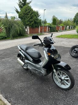 Piaggio Beverly 200 - 3