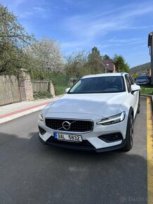 Volvo V60 Cross Country D4 AWD 2.0 140kw automat 4x4 - 3