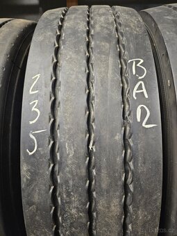 Nákladní vlekové pneu 235/75R17.5 Barum - 3