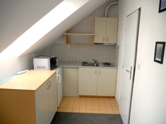 Cihlový byt 1+kk Ostopovice (32m2), 11900 Kč/měs vč.sl. - 3