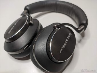 Sluchátka Bowers & Wilkins Px8 černá - 3