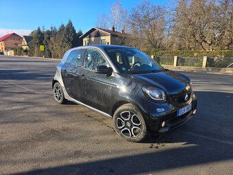 Smart Forfour EQ - 3