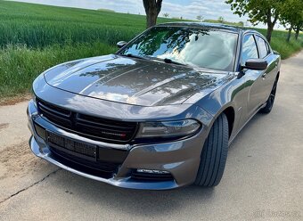 Dodge Charger 5,7 Hemi - 3