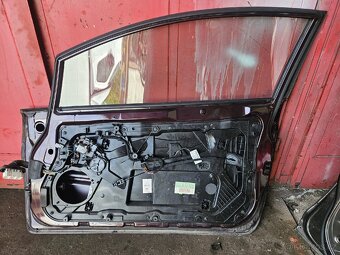 Ford fiesta pravé dveře - 3