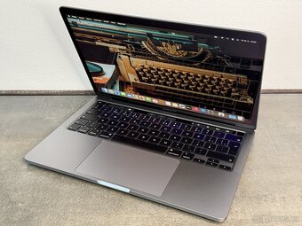 MacBook Pro 13'' 2020 / i5 / 16GB / 512GB SSD / Space Gray - 3