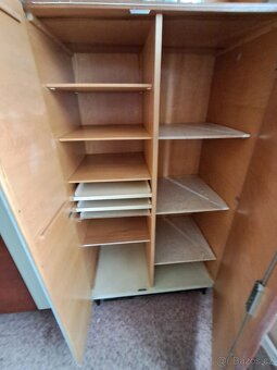 Skříně - 3