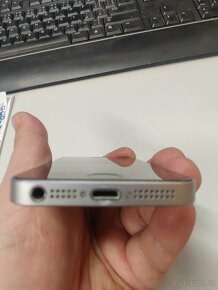 Apple iphone SE 32GB Space Grey nová baterie - 3