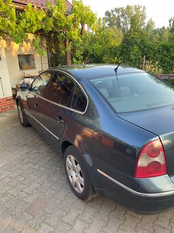 Volkswagen Passat 1.9 TDi 4motion - 3