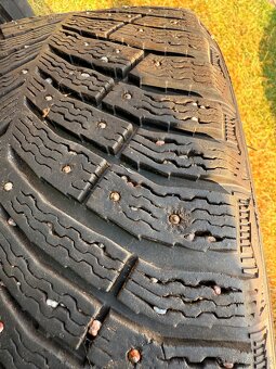 Zimní pneu s hroty Michelin X-Ice North - 3