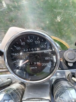 Suzuki Intruder VS 1400 - 3