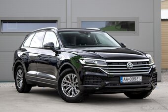 Volkswagen Touareg 3.0 V6 TDI Elegance 4Motion Tiptronic - 3