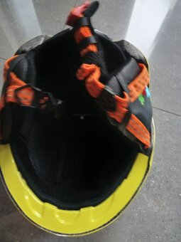 Lyžařská helma vel. 51-55cm zn.Blizzard - 3